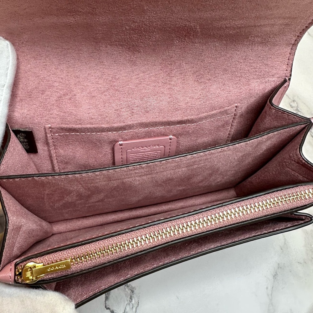 EUC Coach Linear Quilted Pink Nappa Leather 2 Way Belt Bag Crossbody - Picture 13 of 17
